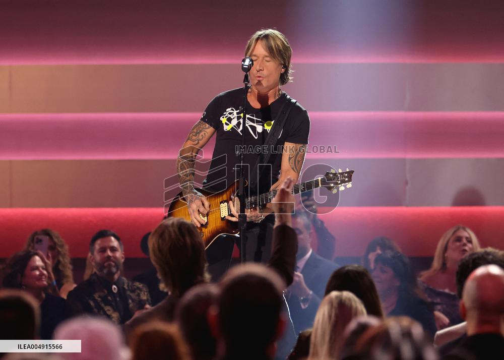 59th Annual CMA Awards - Show