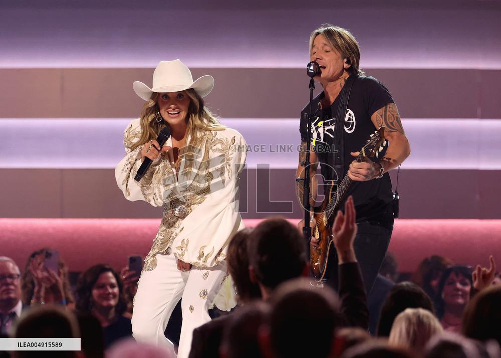 59th Annual CMA Awards - Show