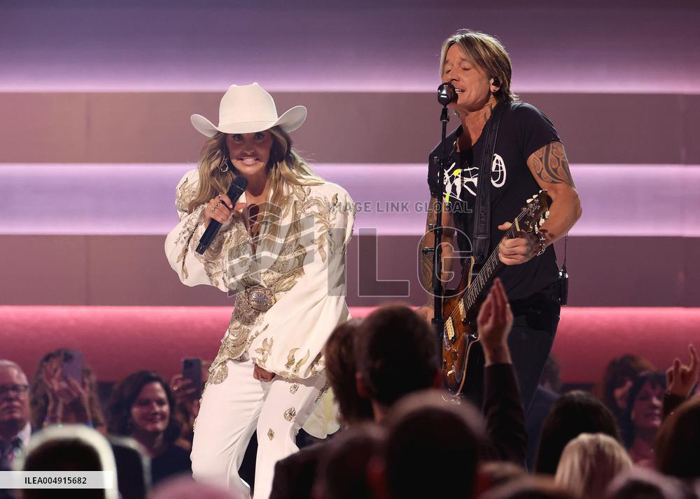 59th Annual CMA Awards - Show