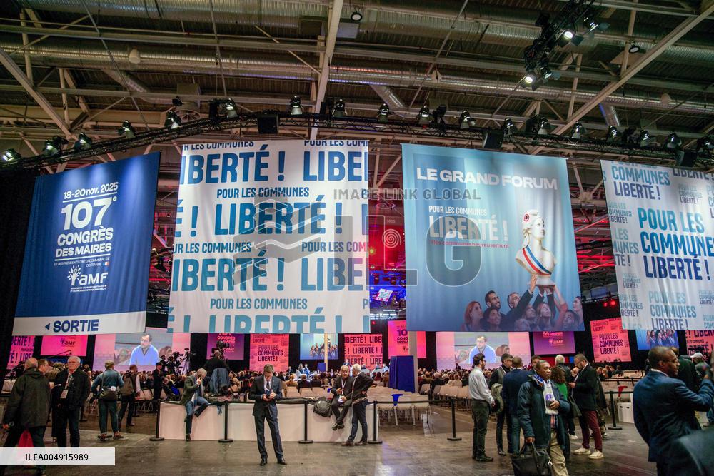 107th Mayors Congress - Paris