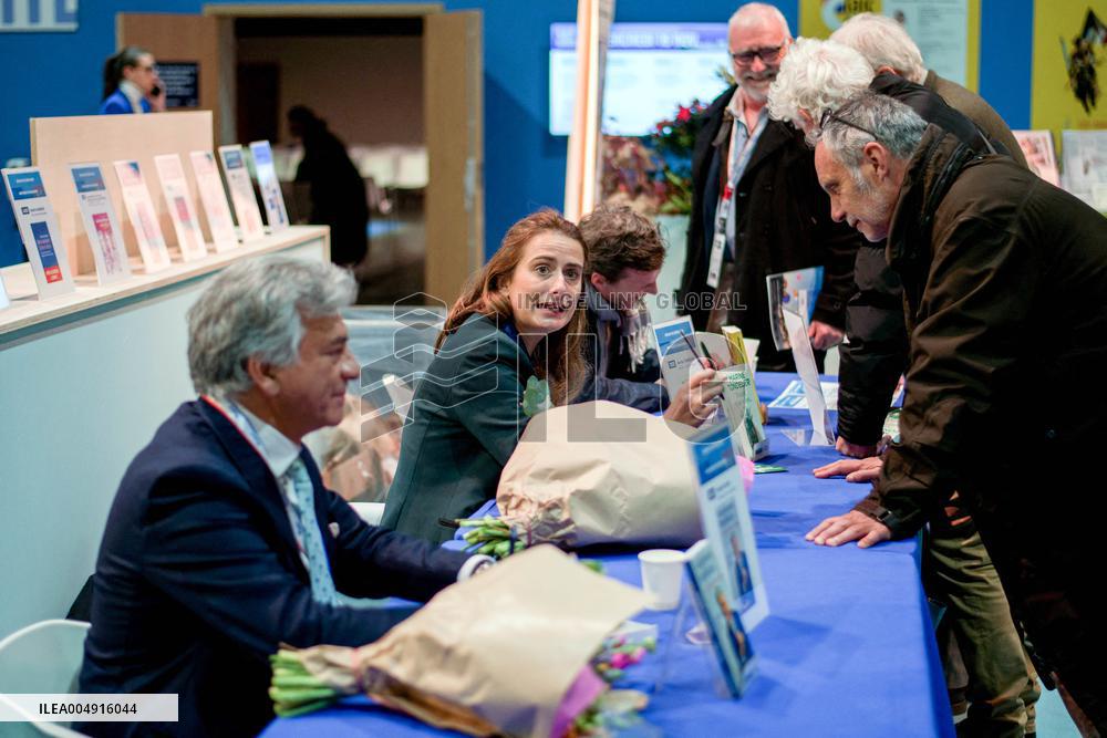 107th Mayors Congress - Paris