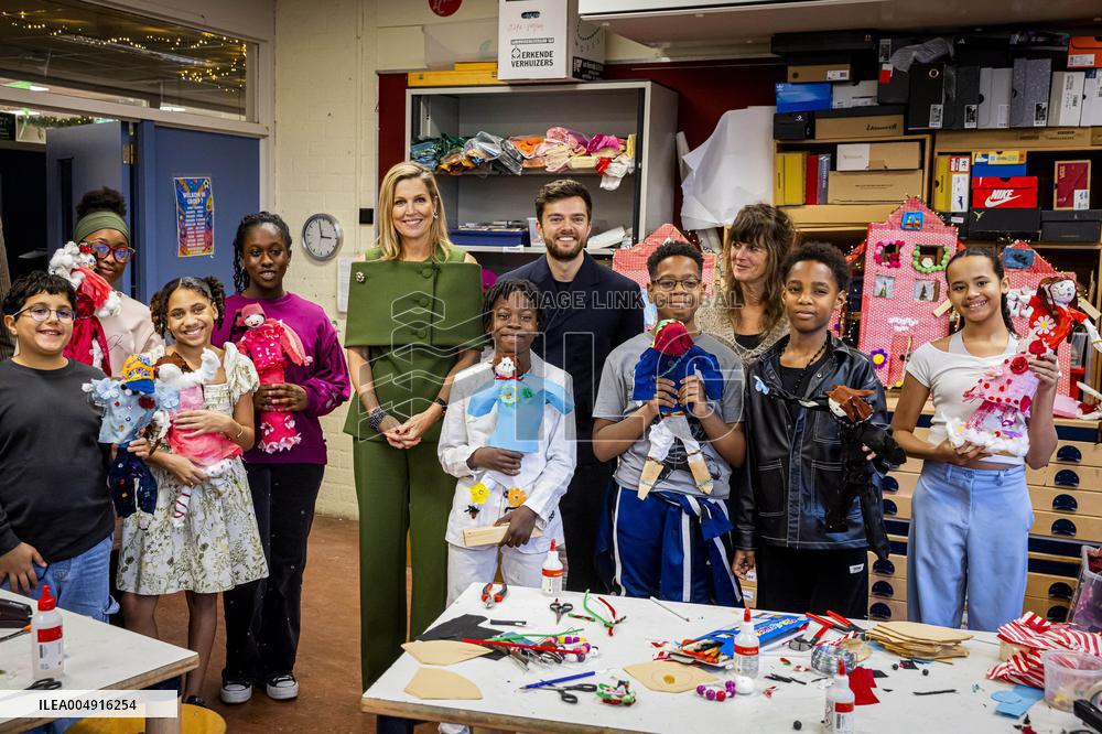Queen Maxima Visits Mobiel Primary School - Amsterdam