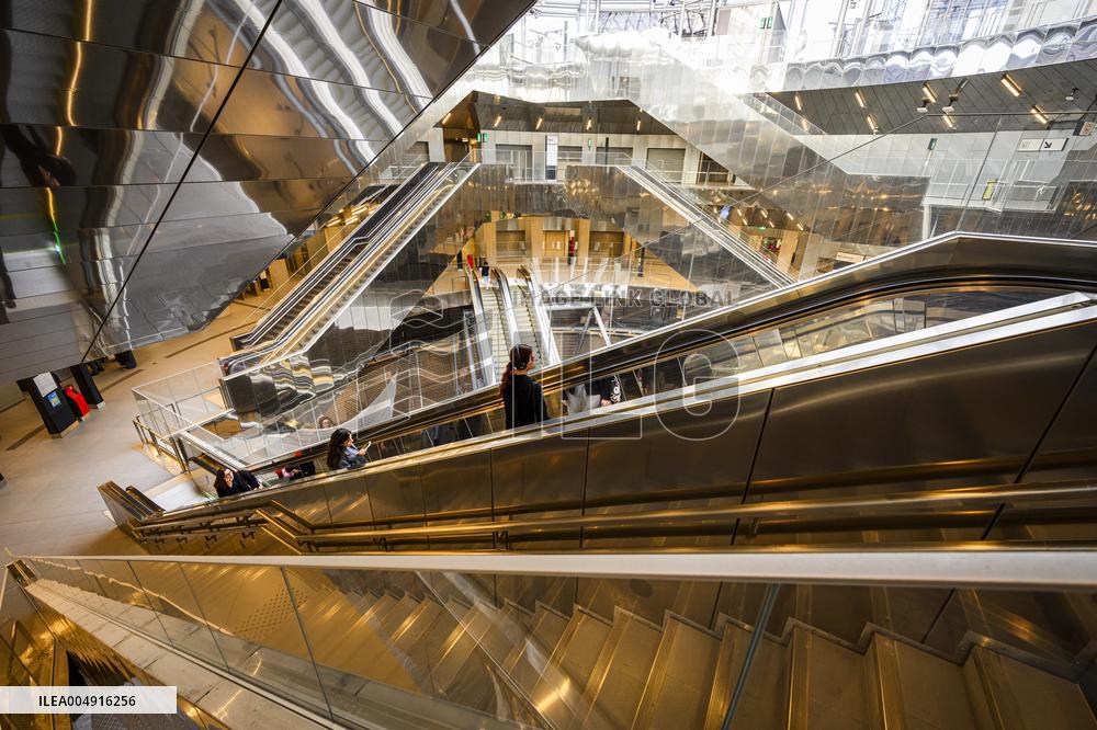 Illustration Villejuif Station - Paris