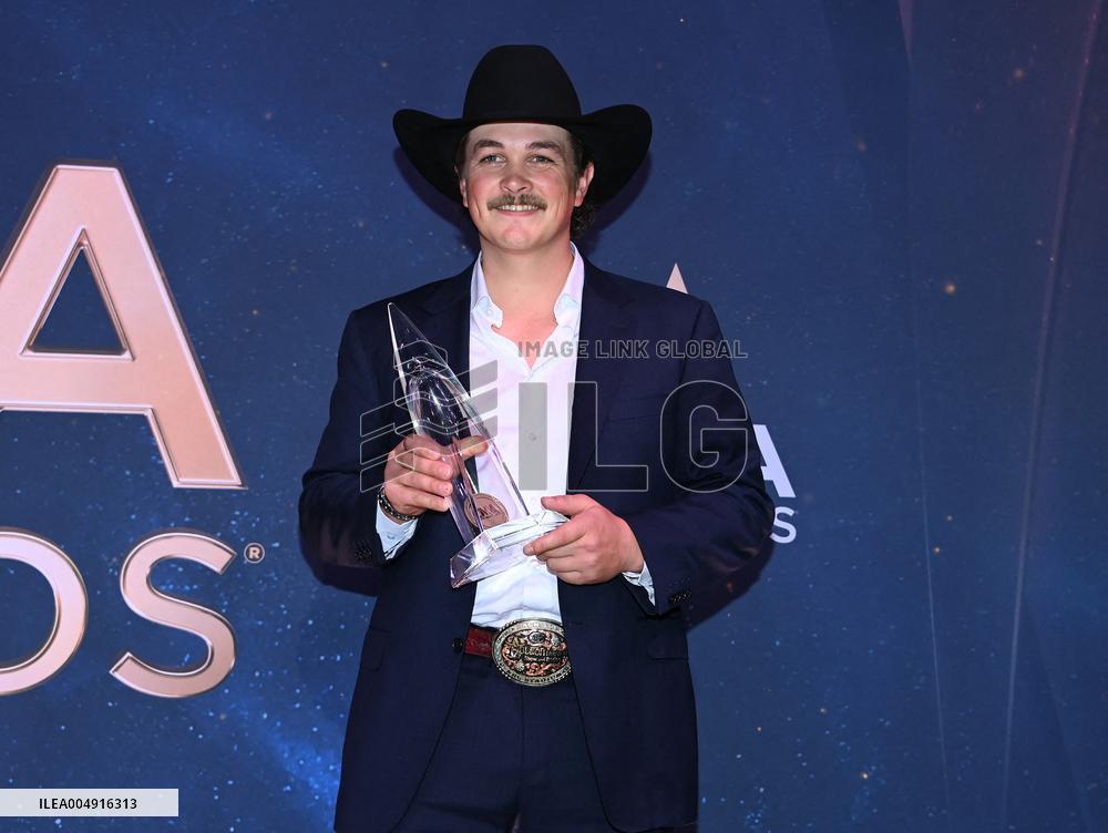 57th Annual CMA Awards - Pressroom
