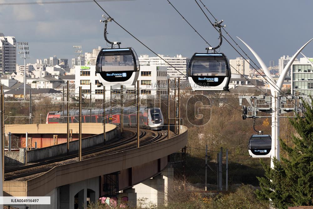 First urban cable car in the Paris region - Limeil-Brevannes