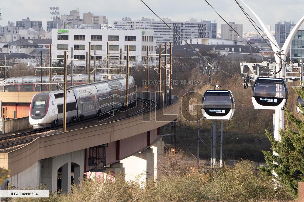 First urban cable car in the Paris region - Limeil-Brevannes