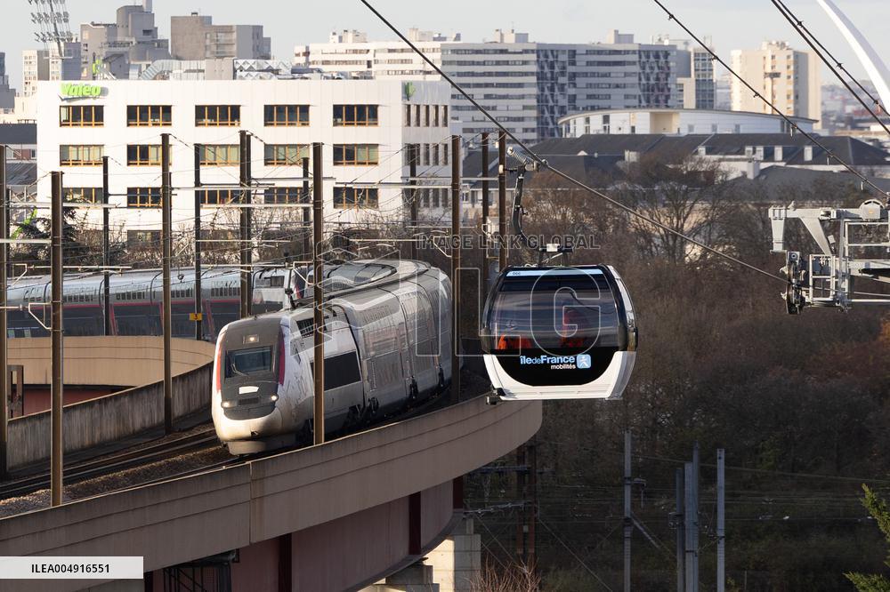 First urban cable car in the Paris region - Limeil-Brevannes