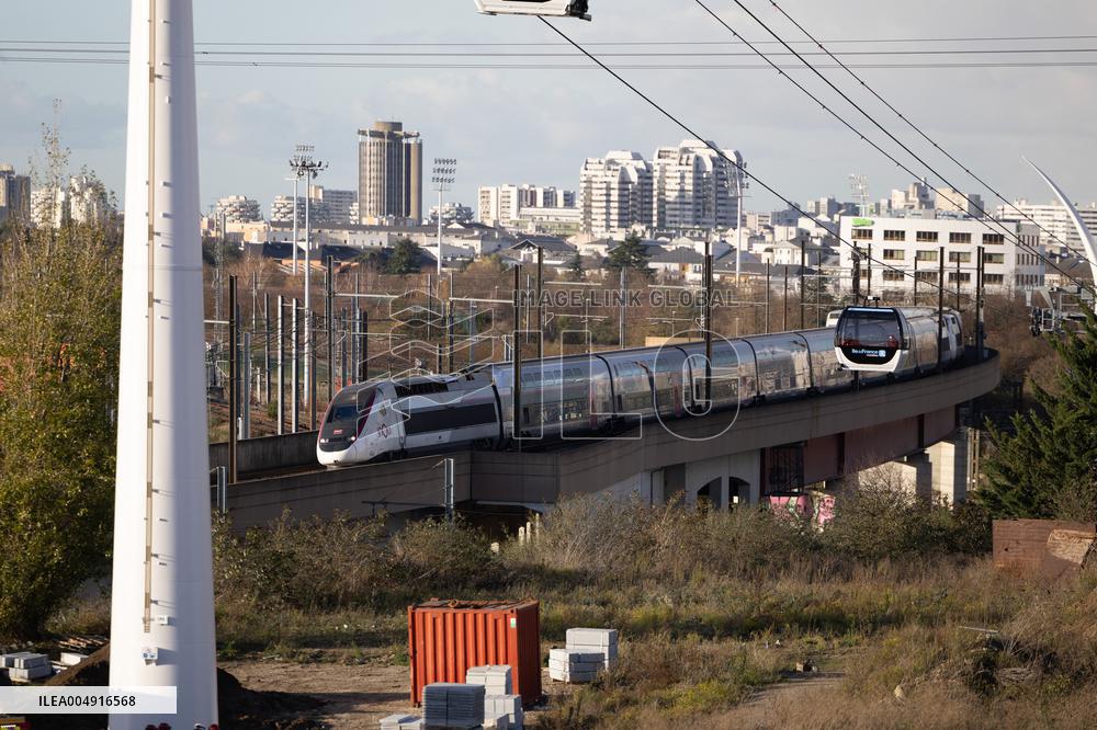 First urban cable car in the Paris region - Limeil-Brevannes
