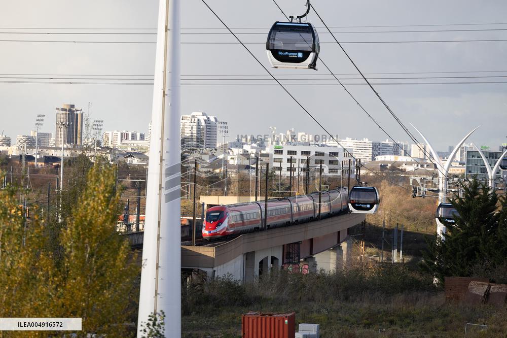 First urban cable car in the Paris region - Limeil-Brevannes