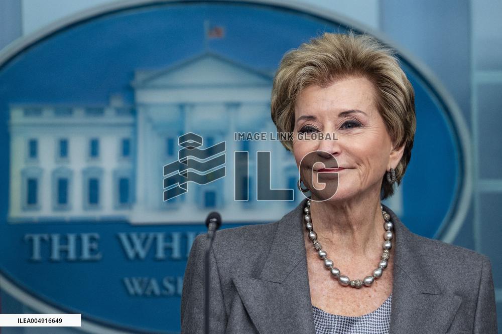 Ed. Secretary McMahon, WH Secretary Leavitt Host Press Briefing at White House
