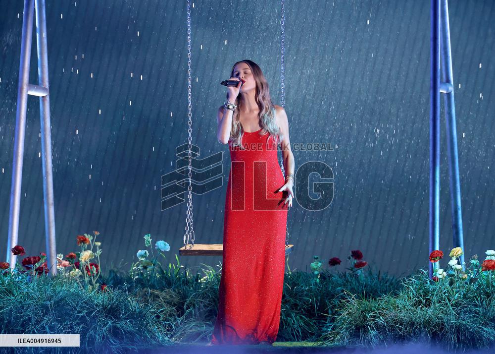 59th Annual CMA Awards - Show