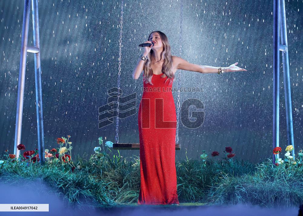 59th Annual CMA Awards - Show