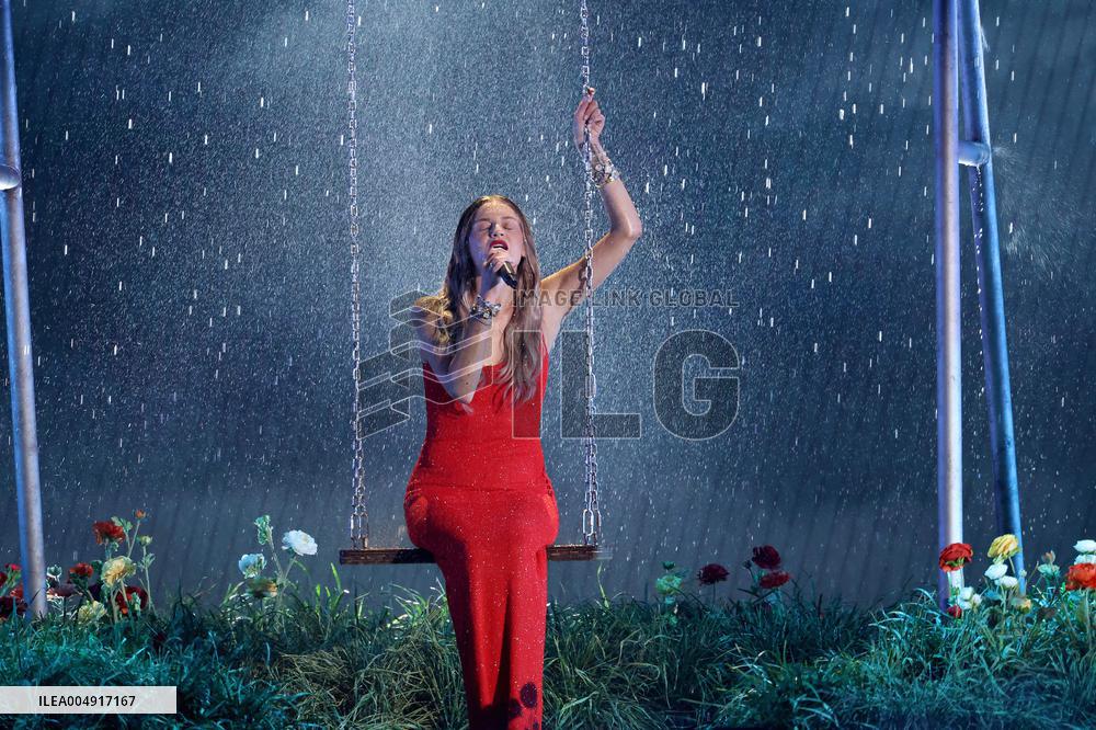 59th Annual CMA Awards - Show