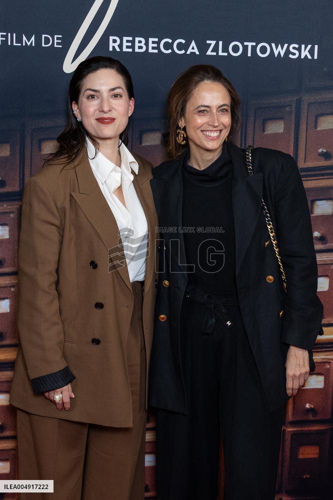 Vie Privee Paris Film Premiere NB