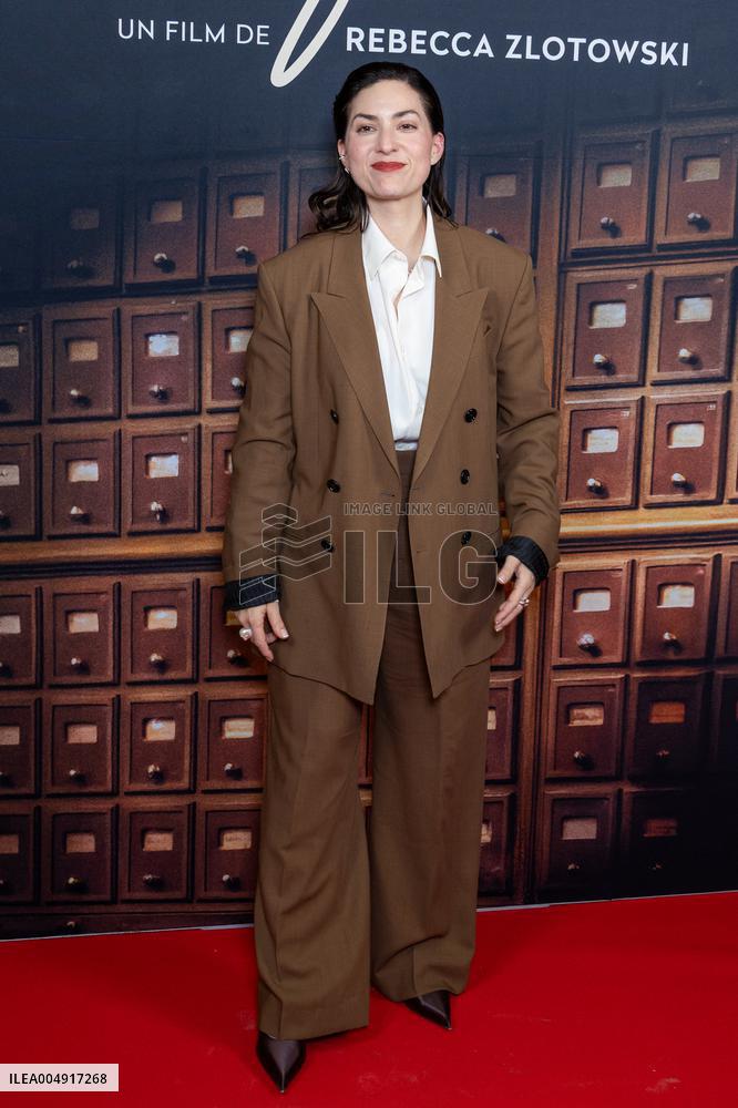 Vie Privee Paris Film Premiere NB