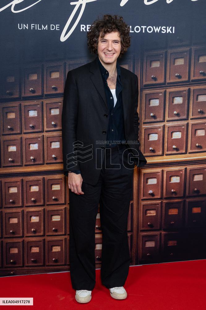 Vie Privee Paris Film Premiere NB