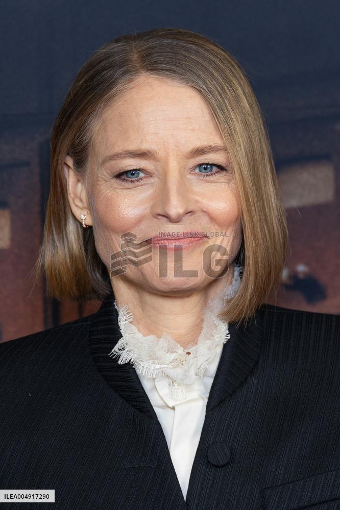 Vie Privee Paris Film Premiere NB