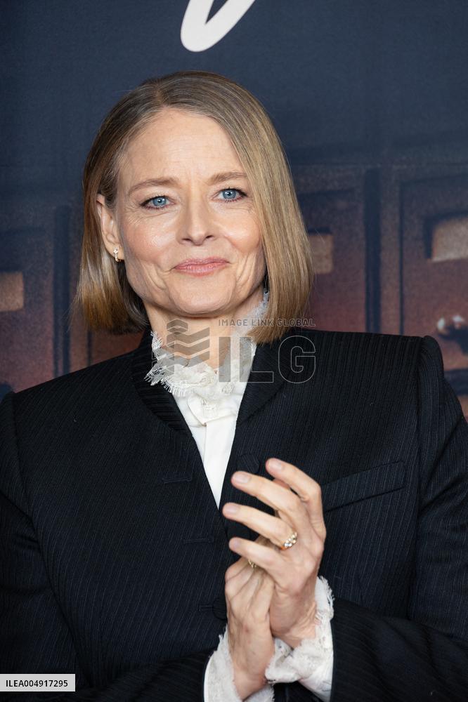 Vie Privee Paris Film Premiere NB