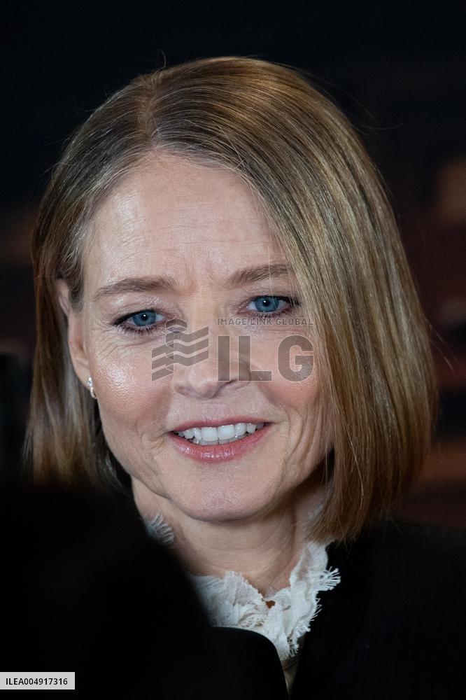 Vie Privee Paris Film Premiere NB