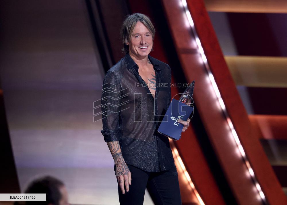 59th Annual CMA Awards - Show