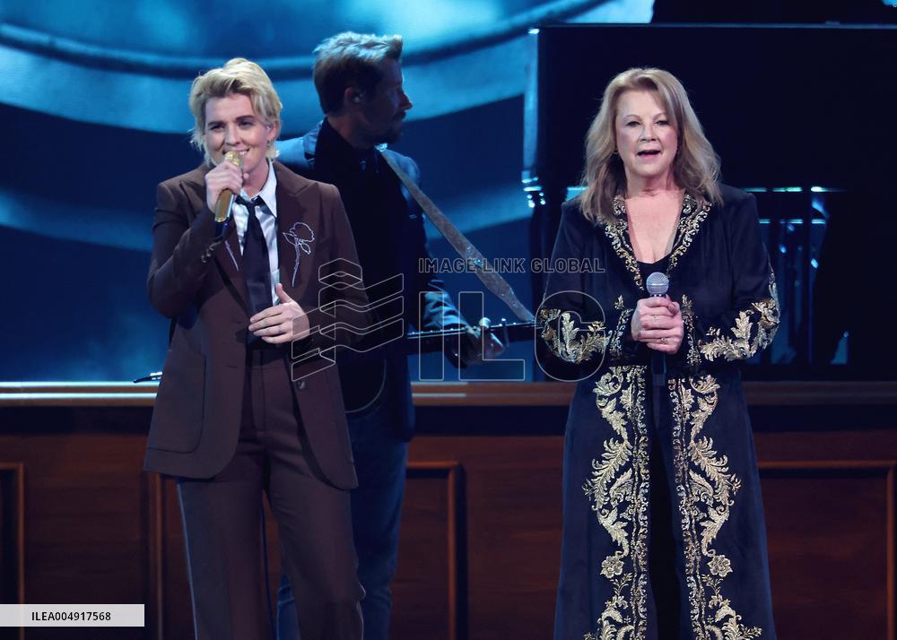 59th Annual CMA Awards - Show