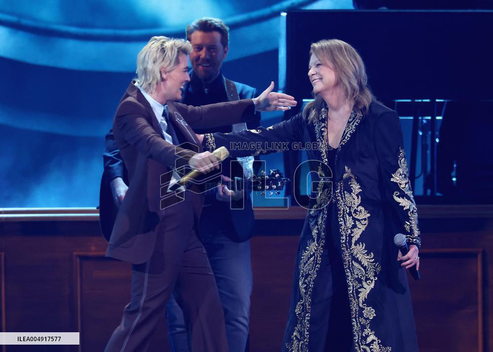 59th Annual CMA Awards - Show