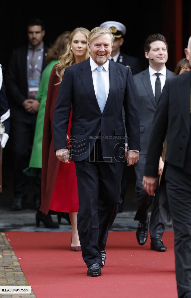 Willem-Alexander And Princess Amalia At Special Joint Session - The Hague