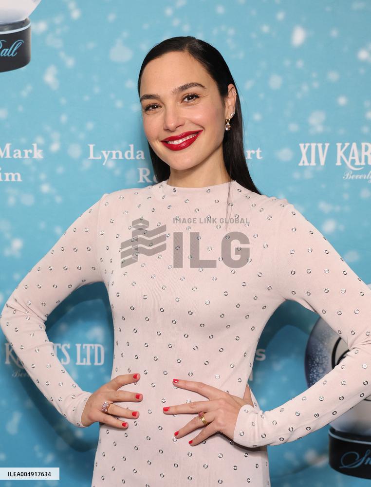 Women s Guild Cedars-Sinai Fall Snow Ball Gala - LA