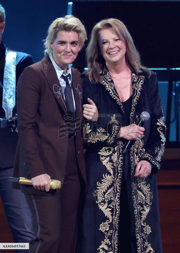 59th Annual CMA Awards - Show