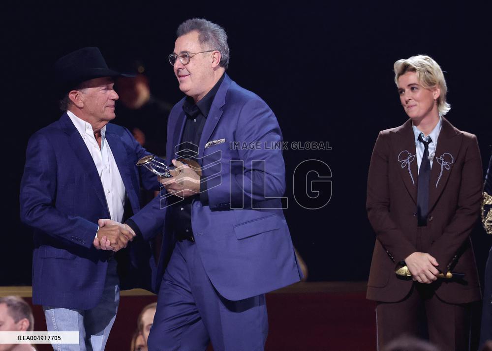 59th Annual CMA Awards - Show