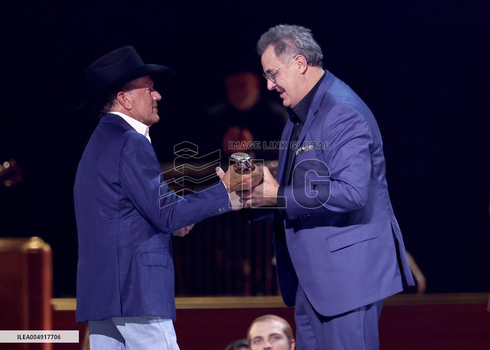 59th Annual CMA Awards - Show