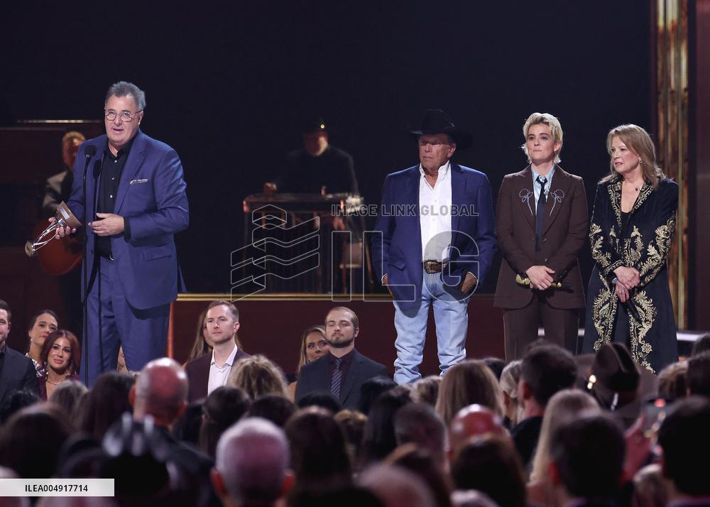 59th Annual CMA Awards - Show