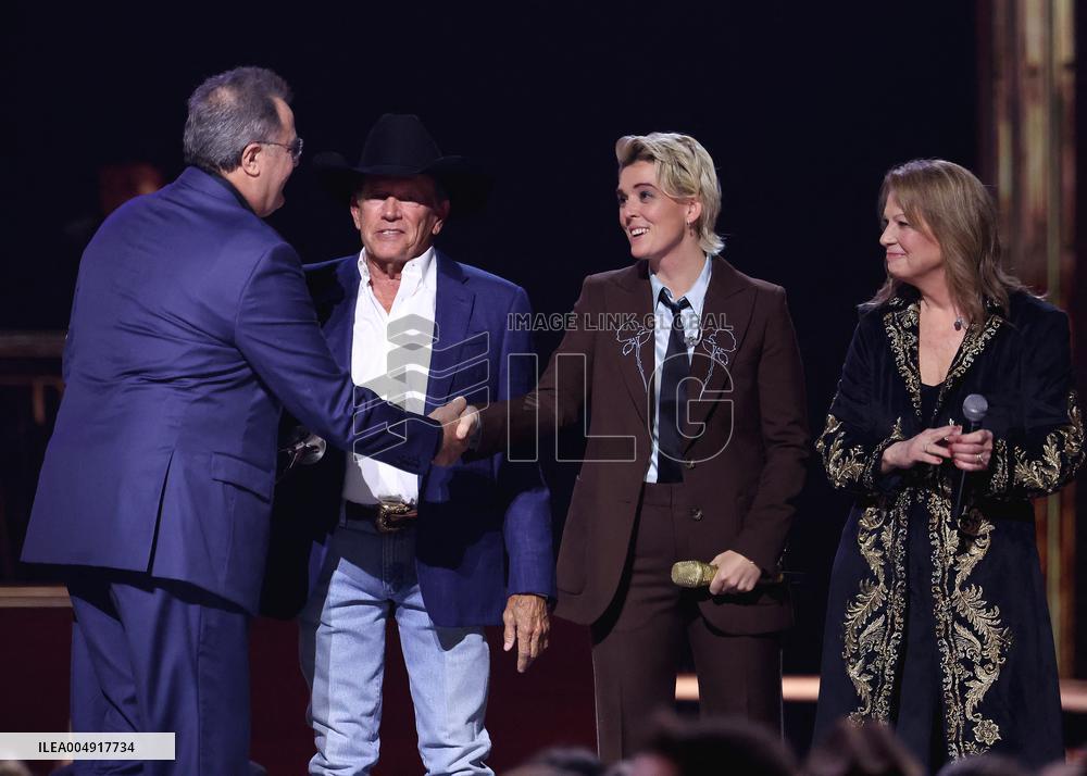 59th Annual CMA Awards - Show