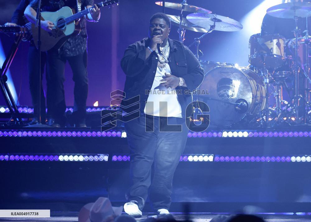 59th Annual CMA Awards - Show