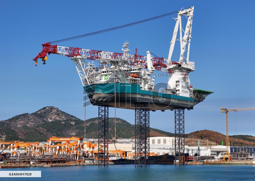 New Self Elevating Wind Power Installation Ship