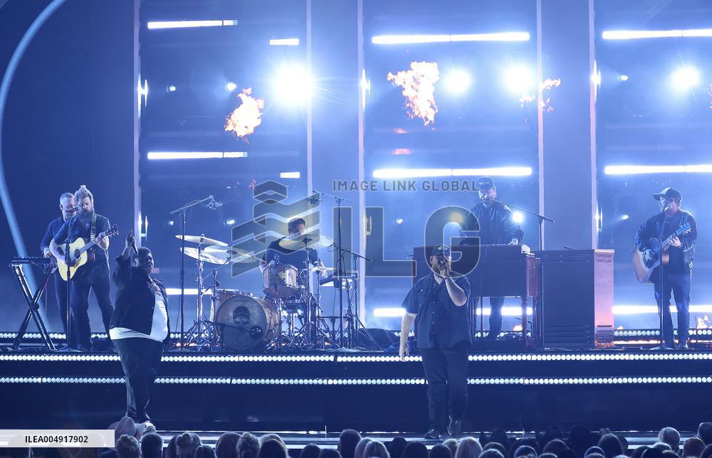 59th Annual CMA Awards - Show