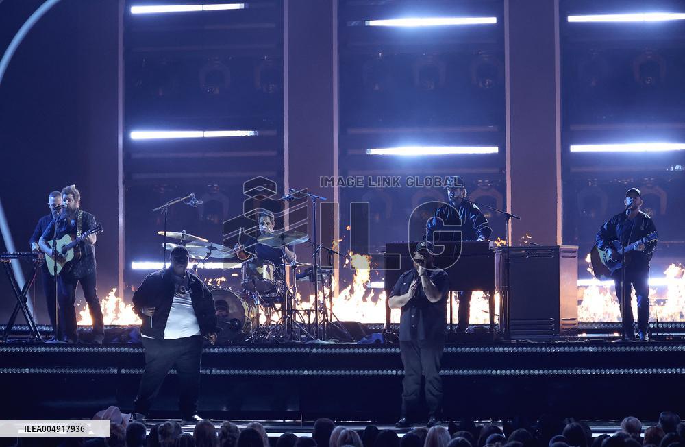 59th Annual CMA Awards - Show