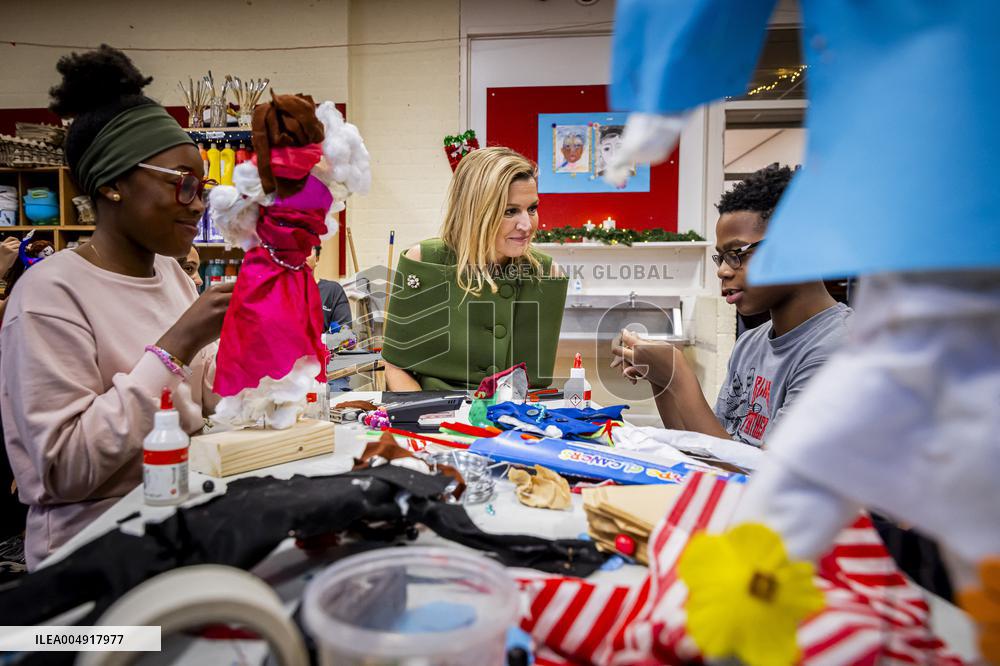 Queen Maxima Visits Mobiel Primary School - Amsterdam
