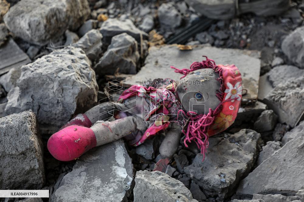 Israeli Airstrikes in Al-Zeitoun Neighborhood - Gaza