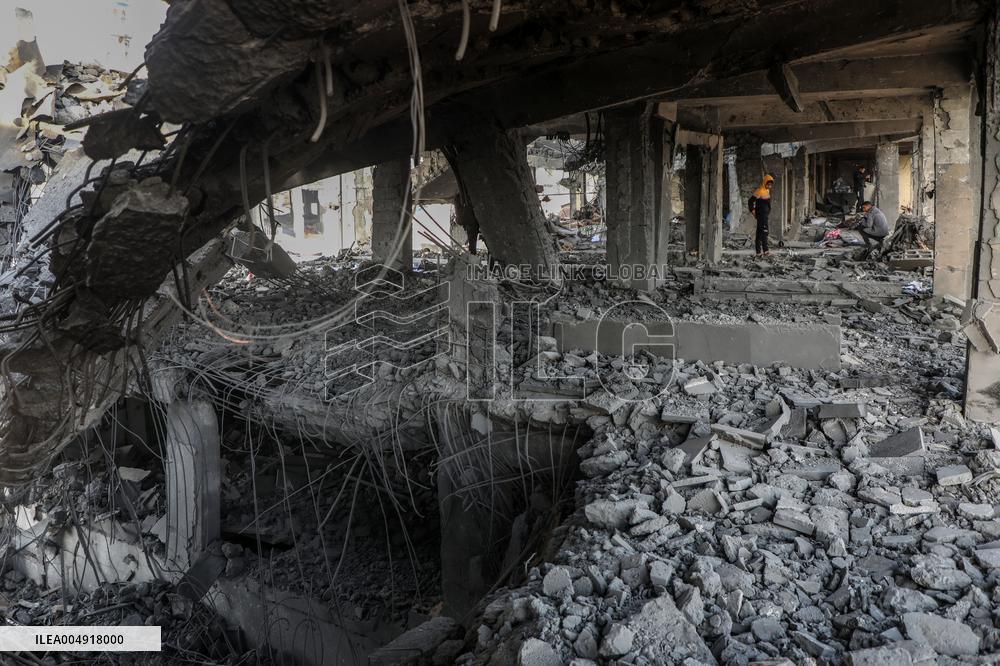 Israeli Airstrikes in Al-Zeitoun Neighborhood - Gaza