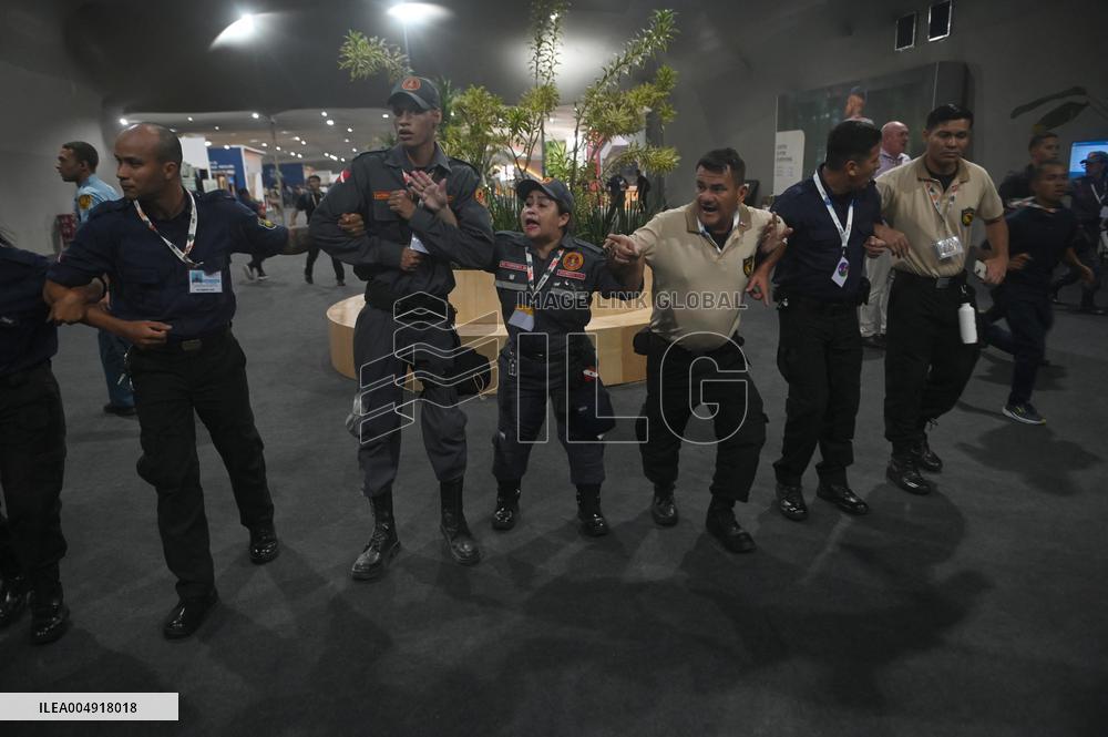 Fire Erupts at COP30 - Brazil