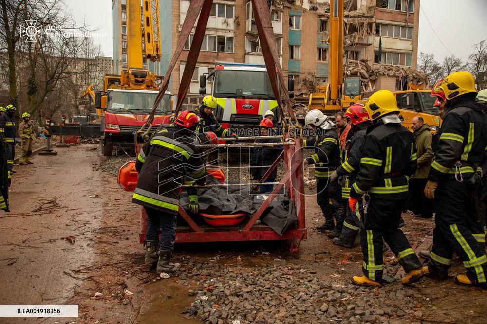 The Death Toll Rises in Ternopil Missile Strike Claims 31 Lives - Ukraine