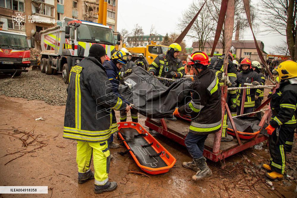 The Death Toll Rises in Ternopil Missile Strike Claims 31 Lives - Ukraine