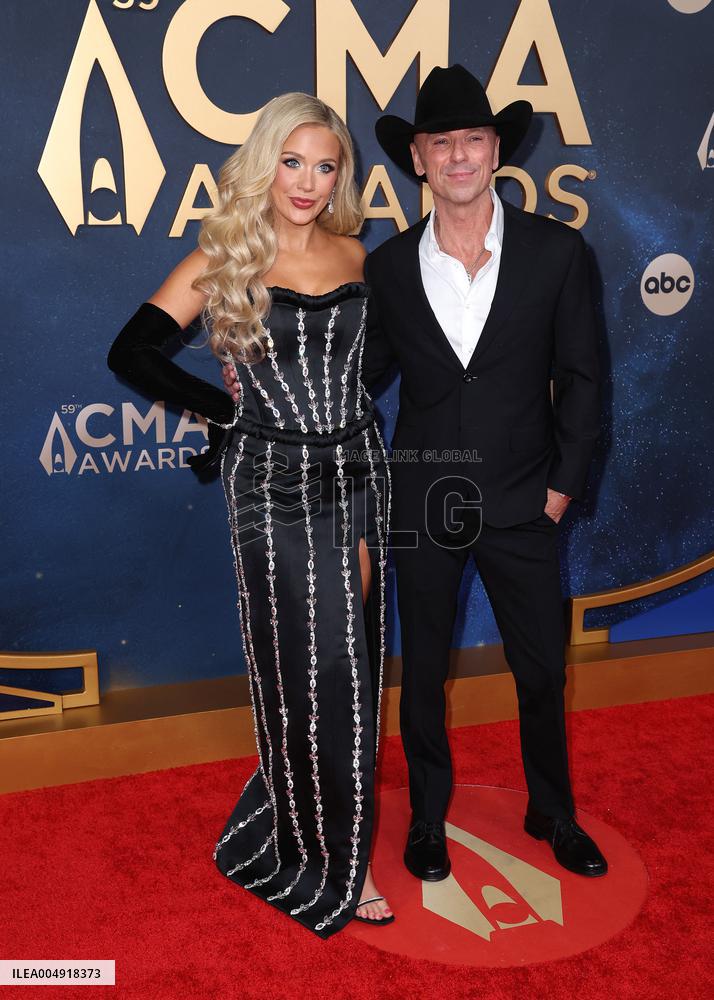 59th Annual CMA Awards - Arrivals