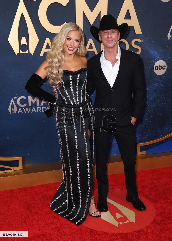 59th Annual CMA Awards - Arrivals