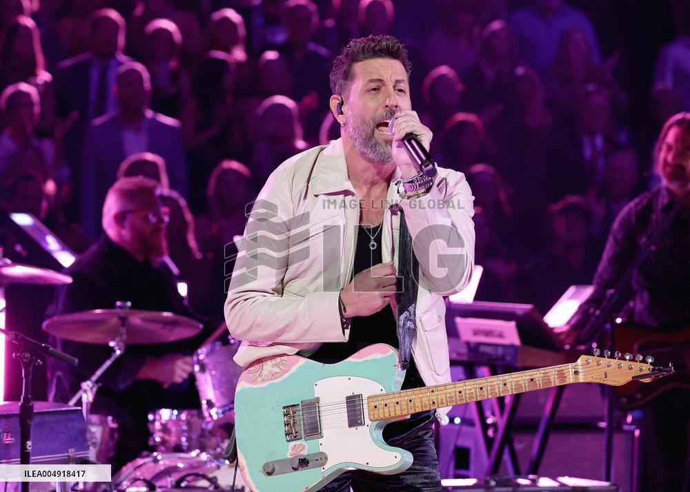 59th Annual CMA Awards - Show