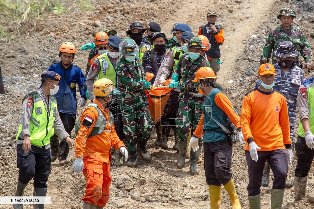 Landslide Hit A Residential Area in Pandanarum Village - Indonesia
