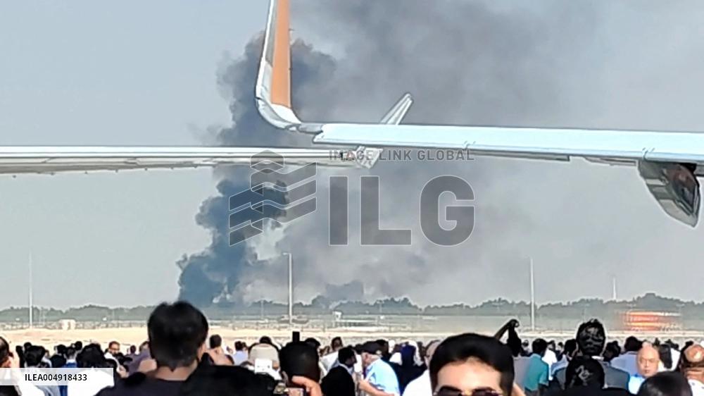 Indian Fighter Jet Crashes at Dubai Airshow