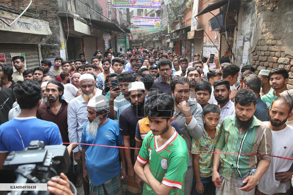 5.7 Earthquake Hits Dhaka - Bangladesh