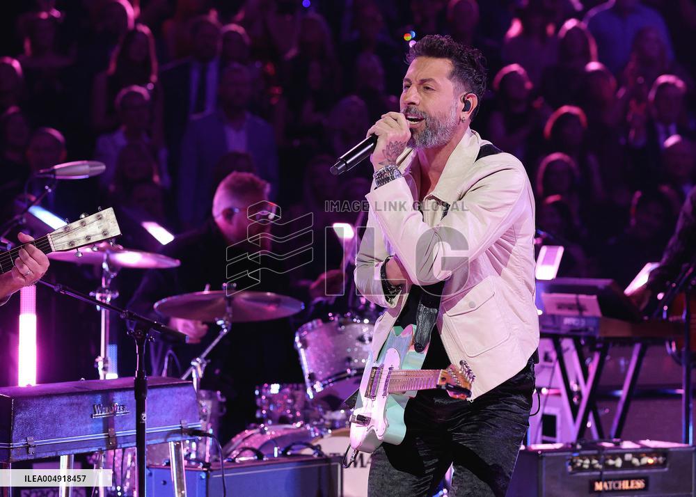 59th Annual CMA Awards - Show